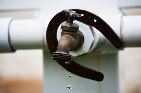 outdoor tap dripping
